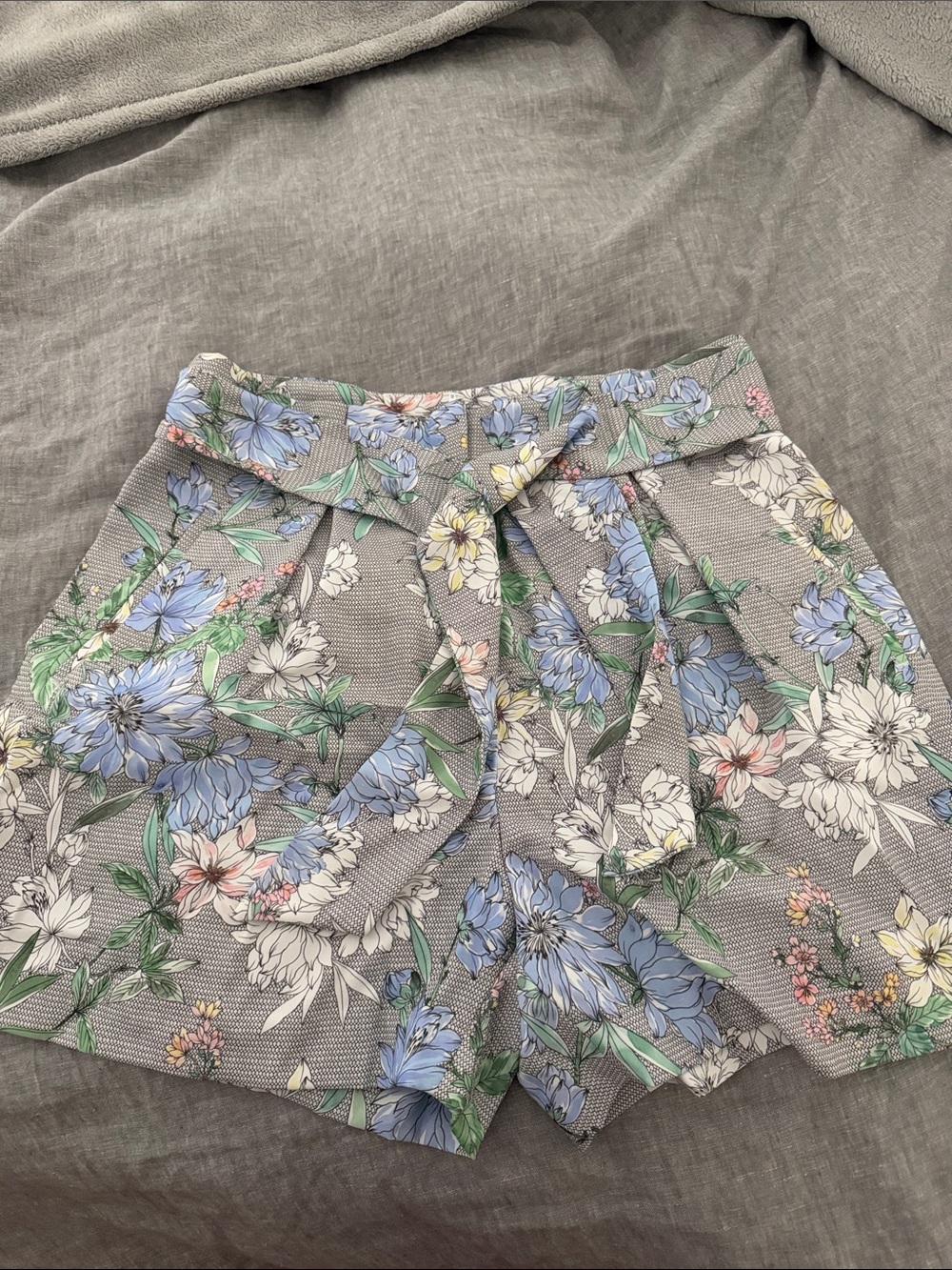 H&M Floral Tie-Waist Shorts - Gray with Blue & Green Print